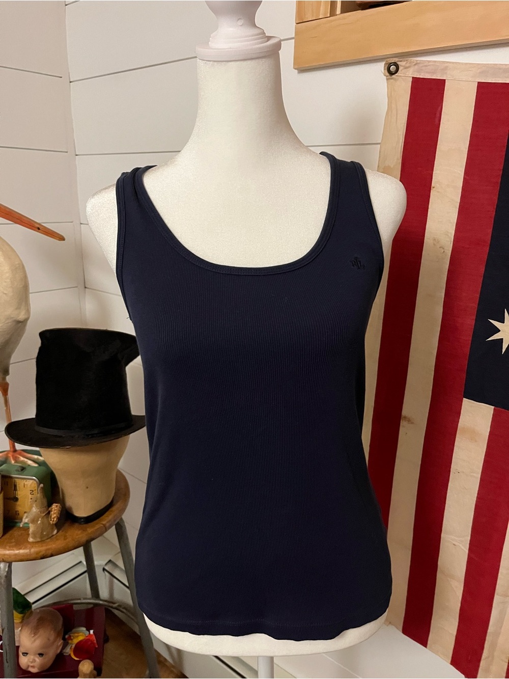 Navy blue Lauren Ralph Lauren cotton tank top in a M petite ribbed